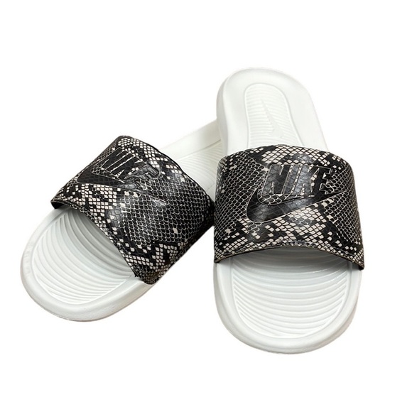 Nike Victori One Women's Slide Sandals SZ 6 Snake Skin Slip On - Picture 3 of 9